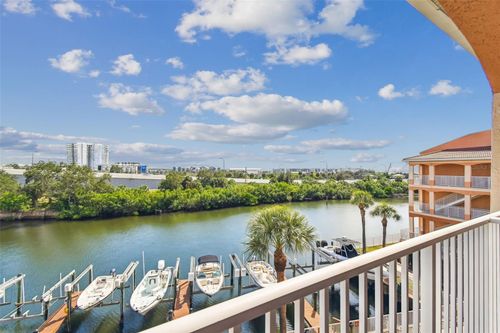 apt-9305-5000 Culbreath Key Way, TAMPA, FL, 33611-3064 | Card Image