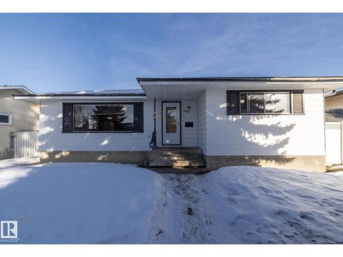 9020 152 Ave Nw, Edmonton, AB, T5E2R7 | Card Image