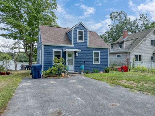 23 Shore Dr, Old Lyme, CT, 06371-1274 | Card Image