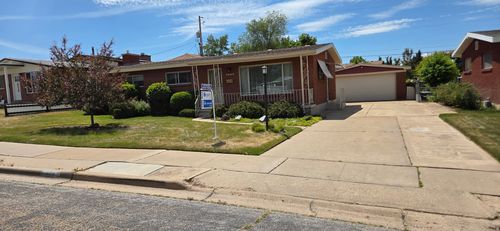 2033 W 5850 S, Roy, UT, 84067-2337 | Card Image