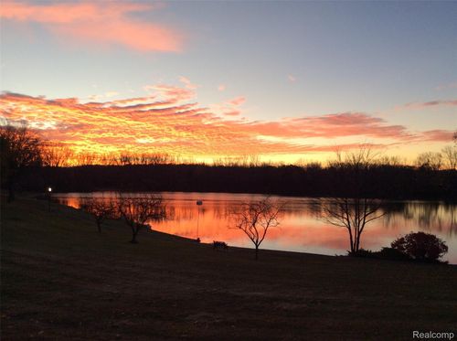 42341 Amboy Ct, Northville, MI, 48167-1914 | Card Image