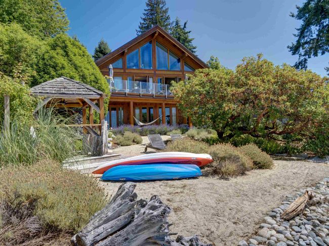 4865 Sunshine Coast Highway, House other with 3 bedrooms, 3 bathrooms and 6 parking in Sechelt BC | Image 1