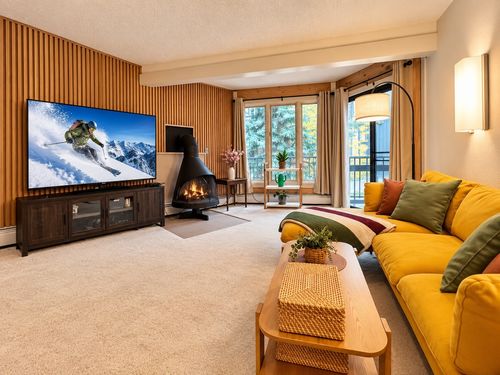 81-1115 Ski Hill Rd, BRECKENRIDGE, CO, 80424-6630 | Card Image