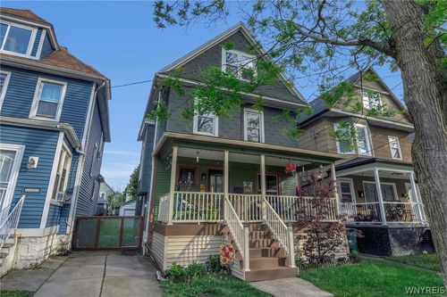61 Royal Ave, Buffalo, NY, 14207-1408 | Card Image
