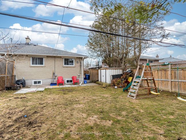 866 Krosno Blvd, House attached with 5 bedrooms, 2 bathrooms and 2 parking in Pickering ON | Image 37