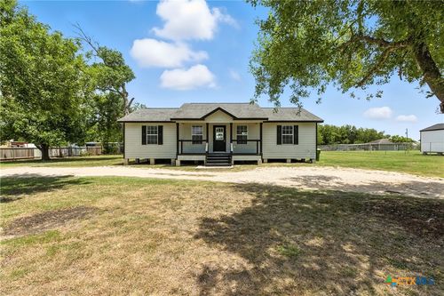 125 Saddlebow Ln, San Marcos, TX, 78666-2034 | Card Image