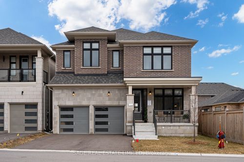 3 Joiner Cir, Whitchurch-Stouffville, ON, L4A4W9 | Card Image