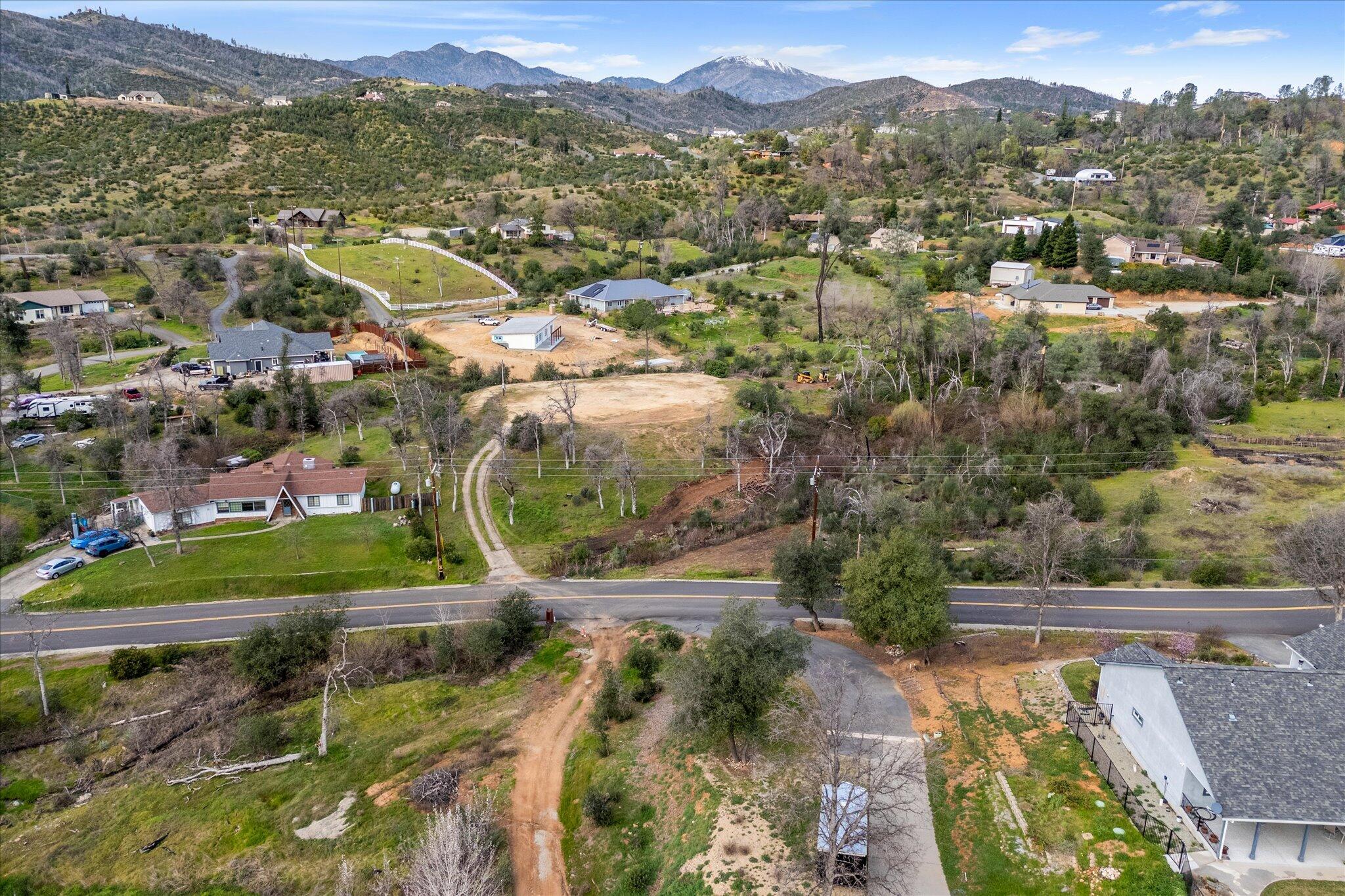 Land in Redding 3