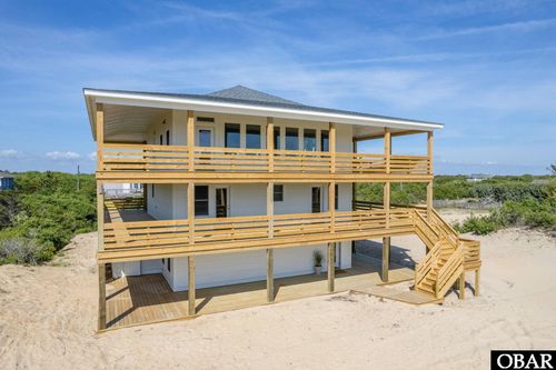 2072 Sandfiddler Rd, Corolla, NC, 27927-9336 | Card Image