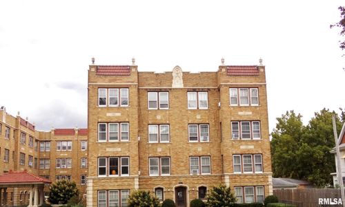 apt-24-1632 18th Ave, Rock Island, IL, 61201-4377 | Card Image