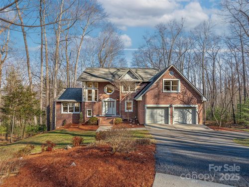 214 Blake Mountain Cir, Asheville, NC, 28803-3267 | Card Image