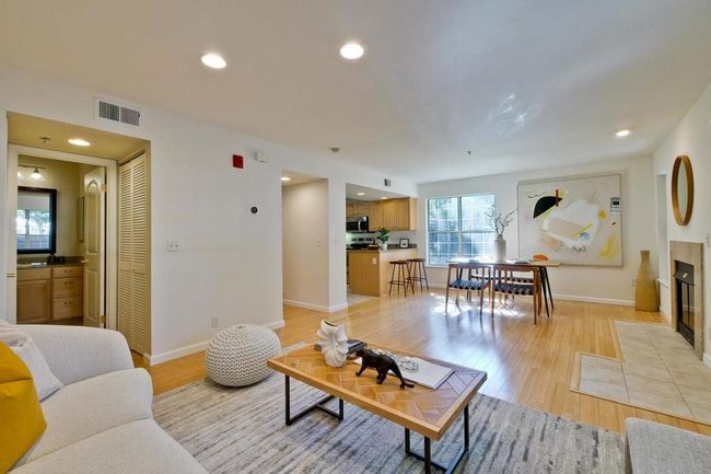 UNIT-104 - 627 E El Camino Real, Townhouse with 2 bedrooms, 2 bathrooms and 1 parking in Sunnyvale CA | Image 7