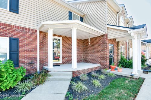 112 Leonardwood Dr, Frankfort, KY, 40601-7986 | Card Image