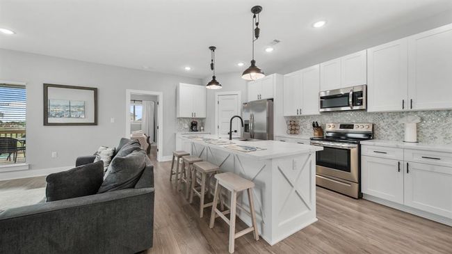 991 Seadrift Dr, House other with 4 bedrooms, 3 bathrooms and 4 parking in Port Bolivar TX | Image 9