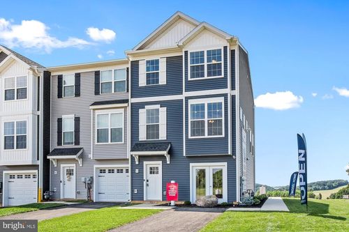 283-376 Avon Dr, RED LION, PA, 17356-8481 | Card Image