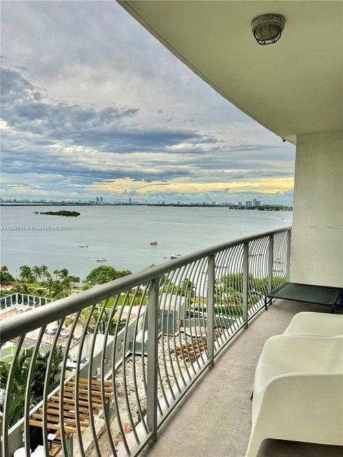apt-1605-1750 N Bayshore Dr, Miami, FL, 33132-3205 | Card Image