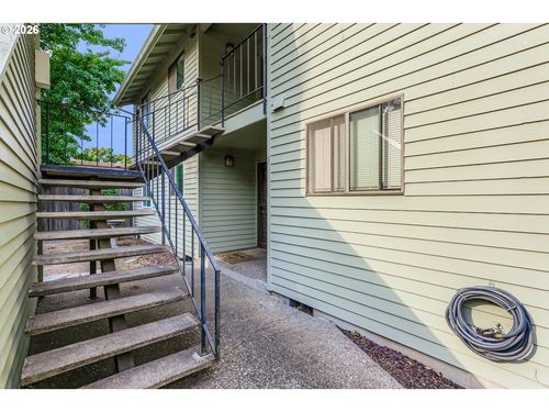 5160 Sw 180th Ave, Beaverton, OR, 97078-3116 | Card Image