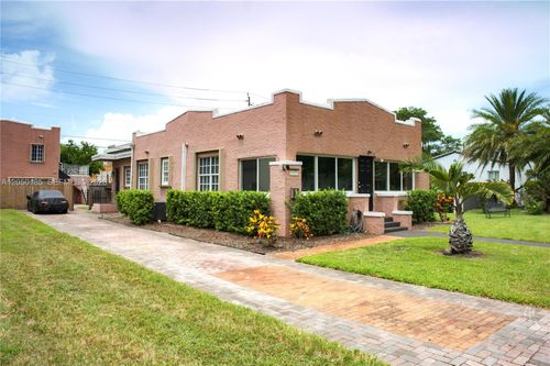 1630-1624-1630 Jackson St, Hollywood, FL, 33020-5110 | Card Image