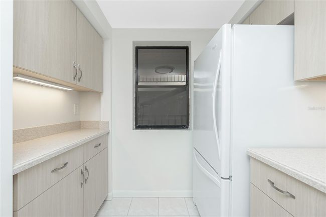 UNIT-212 - 1551 Beach Rd, Condo with 2 bedrooms, 2 bathrooms and null parking in Englewood FL | Image 10