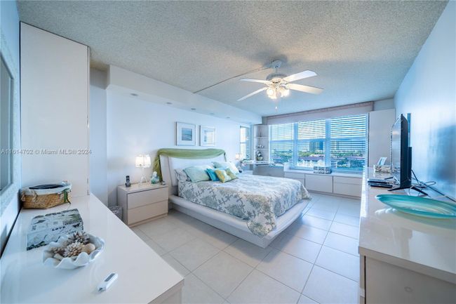 721 - 3800 S Ocean Dr, Condo with 2 bedrooms, 2 bathrooms and null parking in Hollywood FL | Image 20