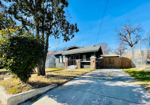 511 Iowa St, San Antonio, TX, 78203-1437 | Card Image