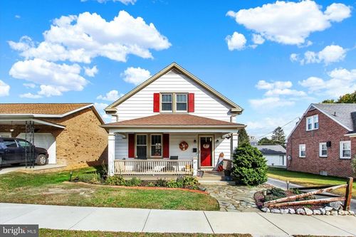 47 Sprenkle Ave, HANOVER, PA, 17331-2311 | Card Image