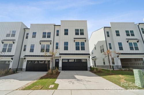 9239 Delancey Ln Nw, Concord, NC, 28027-3768 | Card Image