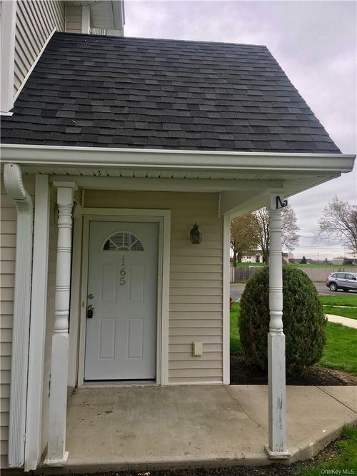 165 Ruth Ct, Middletown, NY, 10940-5320 | Card Image