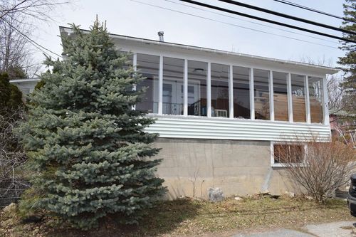 441 1st Ave, Berlin, NH, 03570-1109 | Card Image