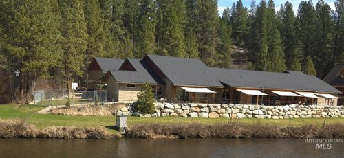 34 & 36 Kevins Way, Garden Valley, ID, 83622-5233 | Card Image