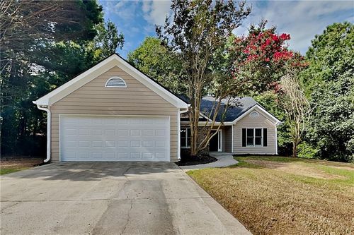 2868 Evonshire Ln, Dacula, GA, 30019-2929 | Card Image