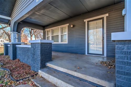 401 E Van Buren St, Crescent, OK, 73028-9125 | Card Image