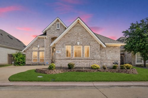 203 Arbor Park Dr, Euless, TX, 76039-3757 | Card Image