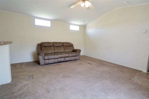 106 Sooner Rd, Shawnee, OK, 74804-6202 | Card Image