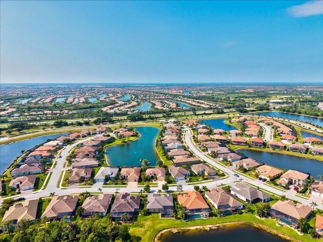 13644 Brilliante Dr, House other with 3 bedrooms, 2 bathrooms and null parking in Venice FL | Image 58