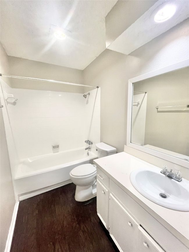 2641 Isbella Dr, Home with 3 bedrooms, 2 bathrooms and null parking in Grand Prairie TX | Image 11