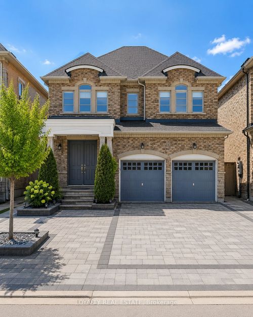 11 Mayapple Lane, Richmond Hill, ON, L4E1B8 | Card Image