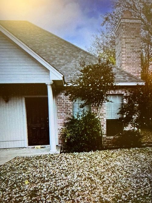 322 W Anderson St, Weatherford, TX, 76086-5369 | Card Image