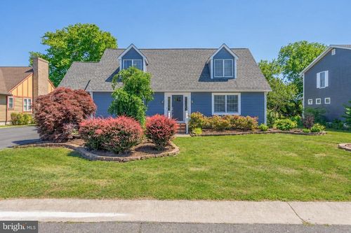 18 Bay Breeze Dr, LEWES, DE, 19958-2112 | Card Image