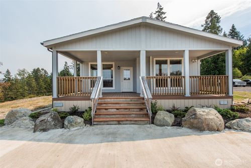 268646 Highway 101, Sequim, WA, 98382 | Card Image
