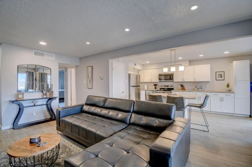 apt-d4-4713 Country Club Ln Nw, Albuquerque, NM, 87114-4272 | Card Image