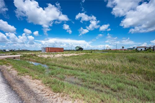 3320 Marlin Dr, Port Bolivar, TX, 77650 | Card Image