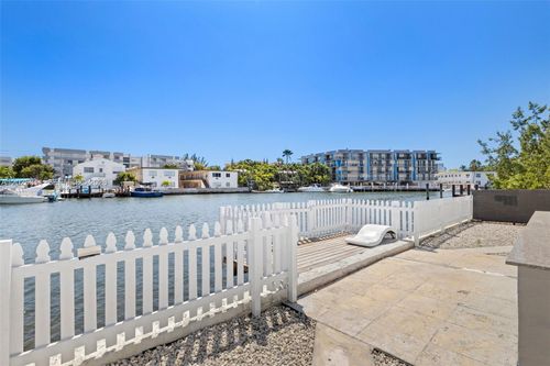 4-8135 Crespi Blvd, Miami Beach, FL, 33141-1544 | Card Image
