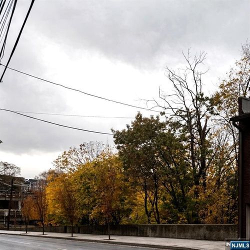 616 Gregory Ave, Weehawken, NJ, 07086-5814 | Card Image