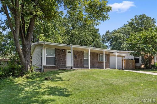 1105 Apache Drive, Florissant, MO, 63033 | Card Image