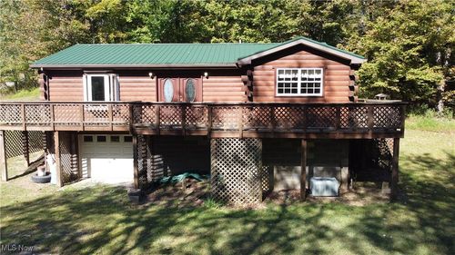 33 Athens Dr, New Cumberland, WV, 26047-2652 | Card Image