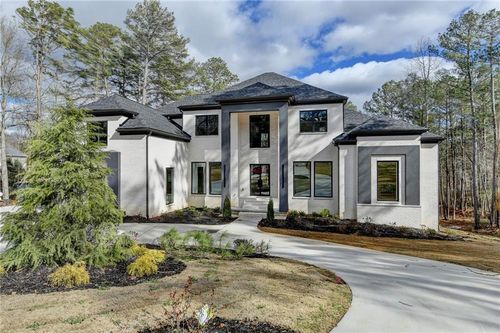 4090 Sandy Lake Dr, Lithonia, GA, 30038-3800 | Card Image