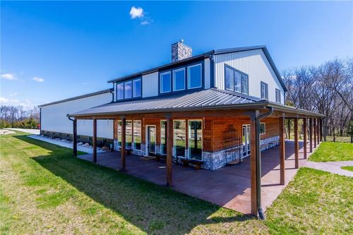 9016 Se Highway 69, Cameron, MO, 64429-8807 | Card Image