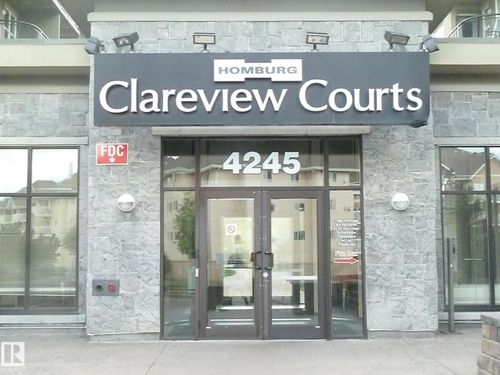 4245 139 Ave Nw, Edmonton, AB, T5Y3E8 | Card Image