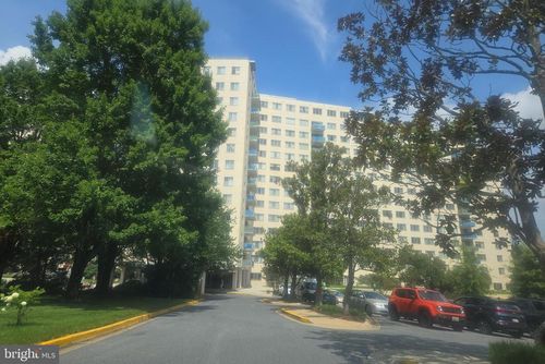 apt-1618-10201 Grosvenor Pl, ROCKVILLE, MD, 20852-4624 | Card Image